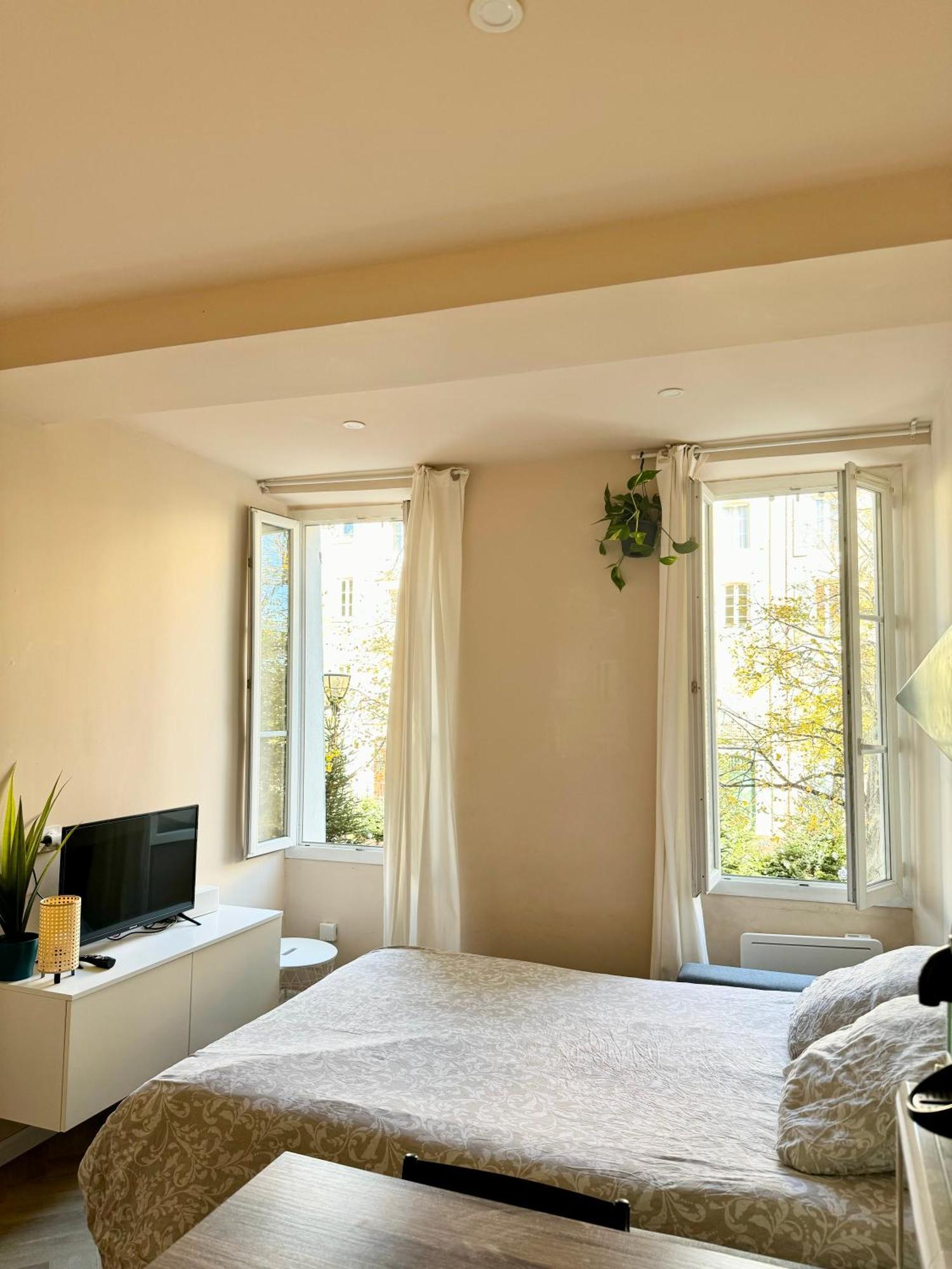 Studio Malibu Central, Lumineux Et Confortable Διαμέρισμα Ιέρ Εξωτερικό φωτογραφία